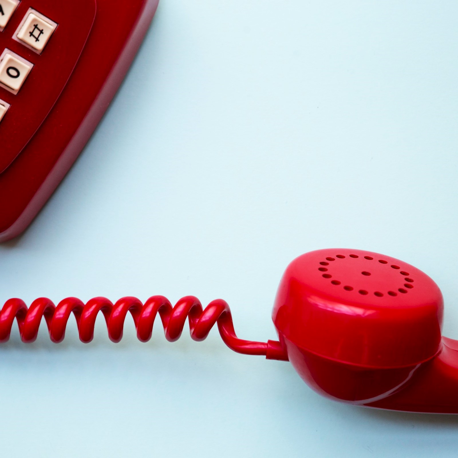 Taxpayers spend total of 800 years waiting to speak to HMRC