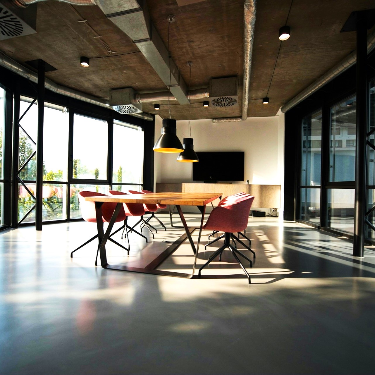 UK firms expecting slowdown